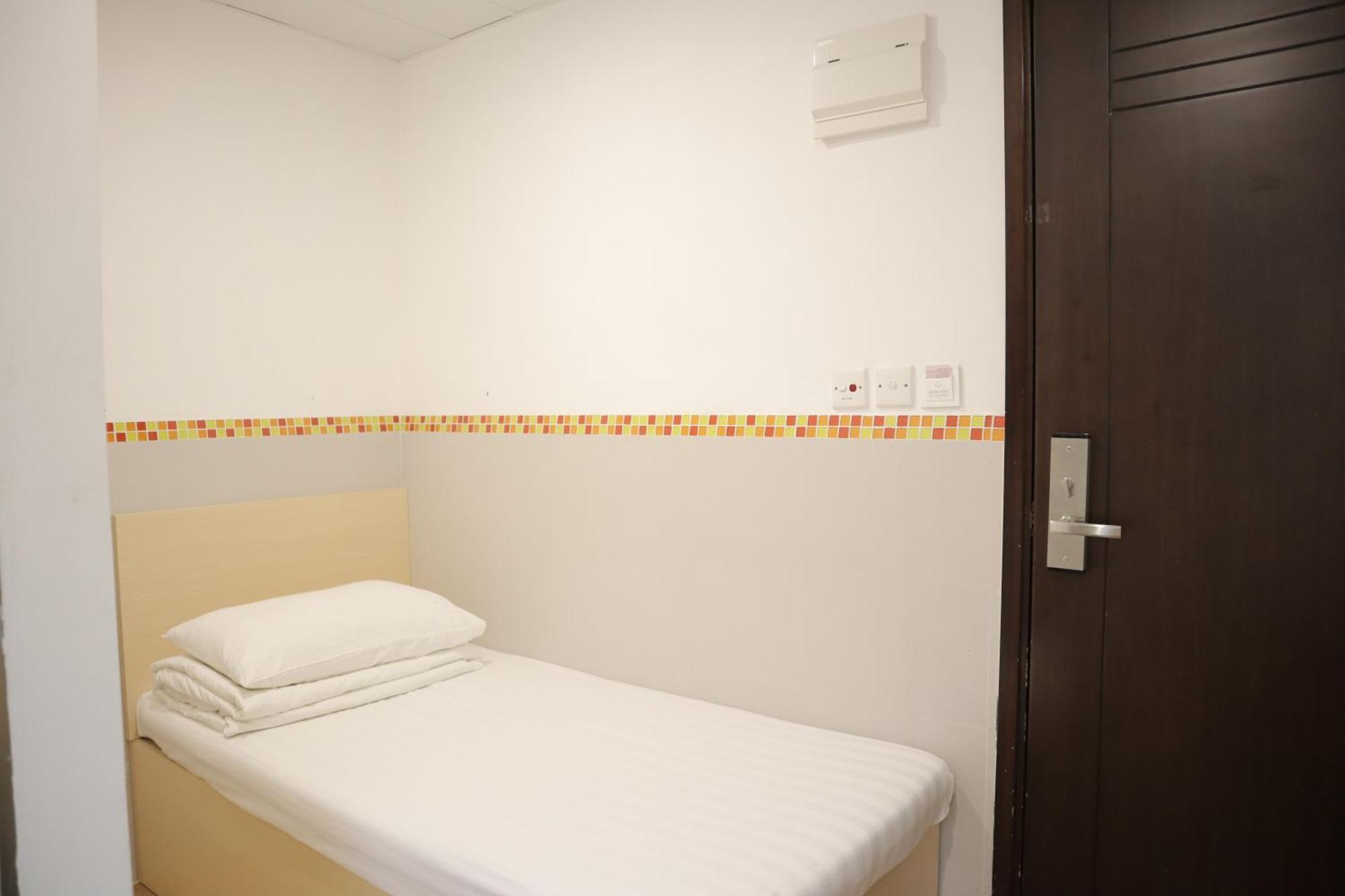Hoi To Hostel Гонконг Экстерьер фото